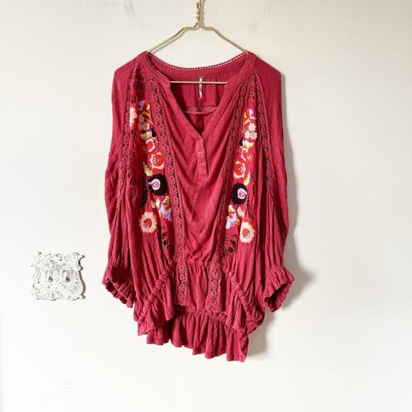 Free People Serafina Embroidered Floral Crochet Boho Top in Sangria Combo S - Picture 4 of 9
